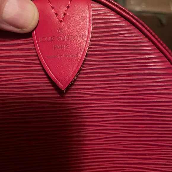 Louis Vuitton Epi Speedy 35 Red Satchel Handbag with Lock + Original Storage Bag - Picture 10 of 13